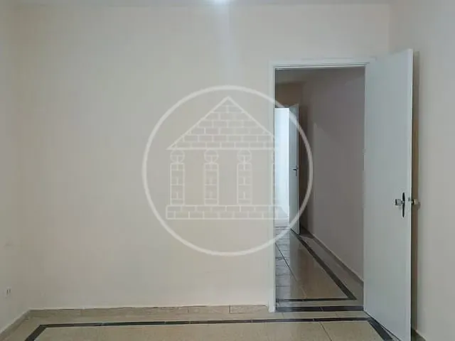 Sobrado com 120m² 3 quartos e 2 banheiros, para alugar, no bairro Interlagos em São Paulo