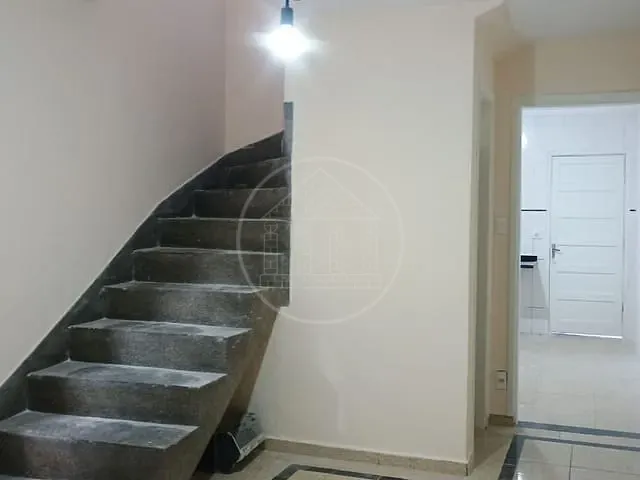 Sobrado com 120m² 3 quartos e 2 banheiros, para alugar, no bairro Interlagos em São Paulo