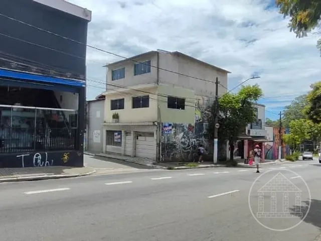 Prédio com 70m², à venda, no bairro Conjunto Habitacional Brigadeiro Faria Lima em São Paulo