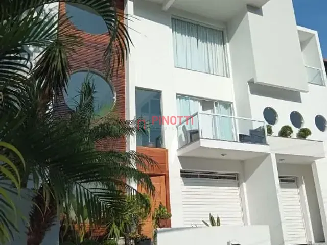 Sobrado 4 quartos e 7 banheiros, à venda, no bairro Dos Casa em São Bernardo do Campo