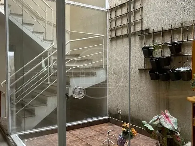 Sobrado com 220m² 3 quartos e 3 banheiros, à venda, no bairro Jardim Peri Peri em São Paulo