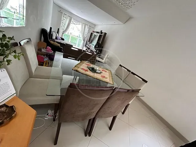 Sobrado com 220m² 3 quartos e 3 banheiros, à venda, no bairro Jardim Peri Peri em São Paulo