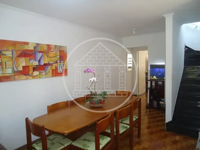 Sobrado com 130m² 3 quartos e 2 banheiros, à venda, no bairro Veleiros em São Paulo