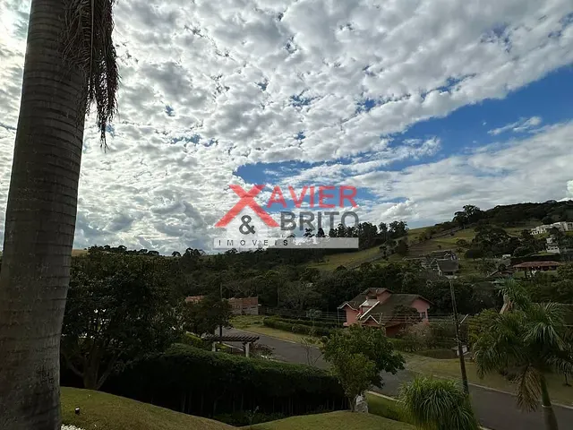 Sobrado com 1605m² 4 quartos e 6 banheiros, à venda, no bairro Condomínio Jardim das Palmeiras em Bragança Paulista