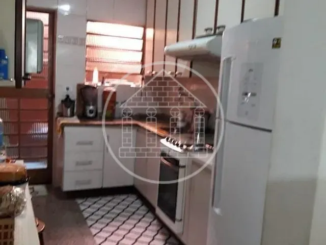 Sobrado com 250m² 3 quartos e 2 banheiros, à venda, no bairro Jardim Casablanca em São Paulo