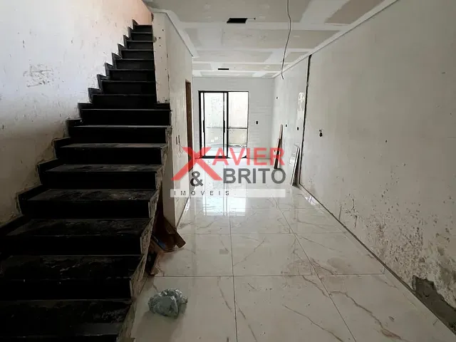 Sobrado 3 quartos e 4 banheiros, à venda, no bairro Jardim Artur Alvim em São Paulo