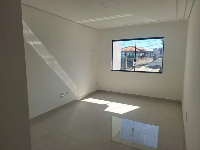 Foto do Sobrado - Sobrado na Penha com 3 Quartos (1 Suíte), 4 Vagas e Churrasqueira – R$850 mil | Imobiliária Xavier e Brito