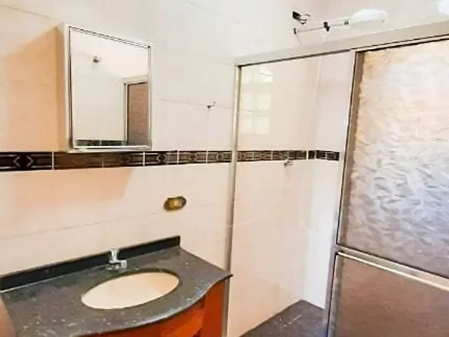 Sobrado com 500m² 3 quartos e 2 banheiros, à venda, no bairro Parque São Paulo em São Paulo