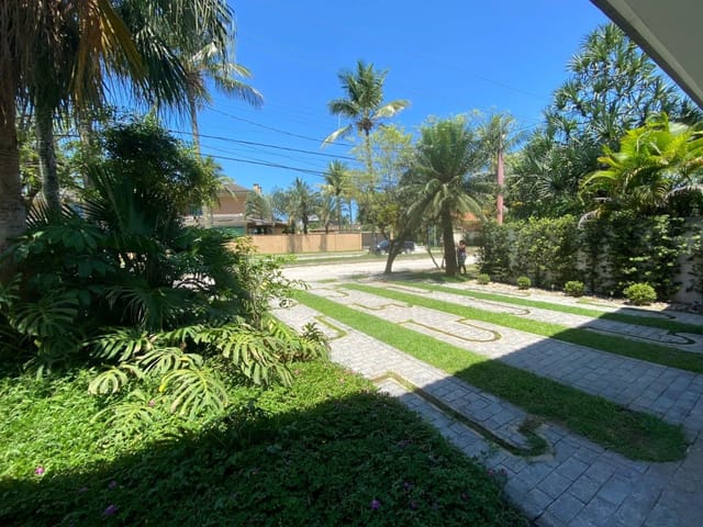 Foto do Sobrado - Casa 4 Suítes na Riviera de São Lourenço - 492m² com Piscina em Condomínio Fechado | Imobiliária Xavier e Brito