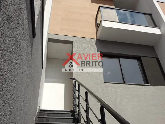 Sobrado 2 quartos e 1 banheiro, à venda, no bairro Jardim Brasília (Zona Leste) em São Paulo