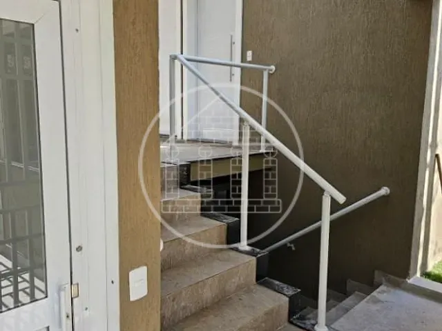 Sobrado com 1500m² 2 quartos e 2 banheiros, à venda, no bairro Vila Romano em São Paulo