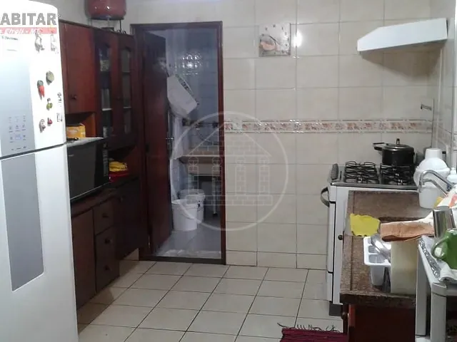 Sobrado com 200m² 3 quartos e 2 banheiros, à venda, no bairro Conjunto Habitacional Brigadeiro Faria Lima em São Paulo