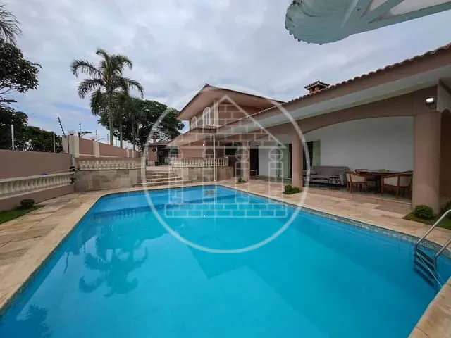 Sobrado com 863m² 3 quartos e 5 banheiros, à venda, no bairro Interlagos em São Paulo