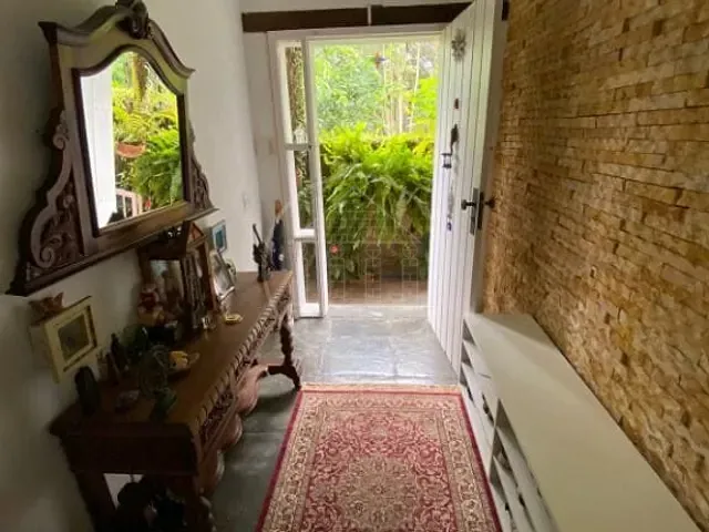 Sobrado com 250m² 3 quartos e 2 banheiros, à venda, no bairro Parque do Castelo em São Paulo