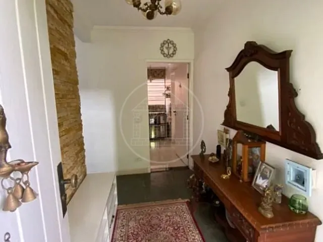 Sobrado com 250m² 3 quartos e 2 banheiros, à venda, no bairro Parque do Castelo em São Paulo