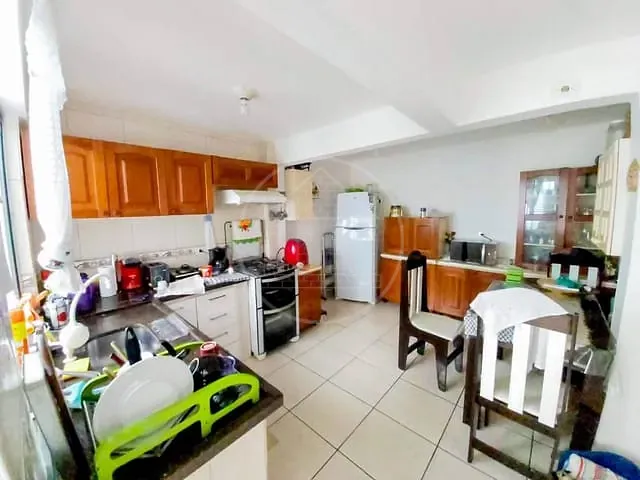 Sobrado com 232700m² 3 quartos e 2 banheiros, à venda, no bairro Jardim dos Manacás em São Paulo
