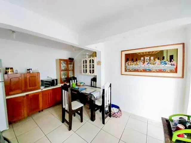 Sobrado com 232700m² 3 quartos e 2 banheiros, à venda, no bairro Jardim dos Manacás em São Paulo