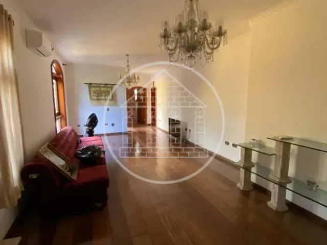 Sobrado com 468m² 5 quartos e 8 banheiros, à venda ou para alugar, no bairro Interlagos em São Paulo