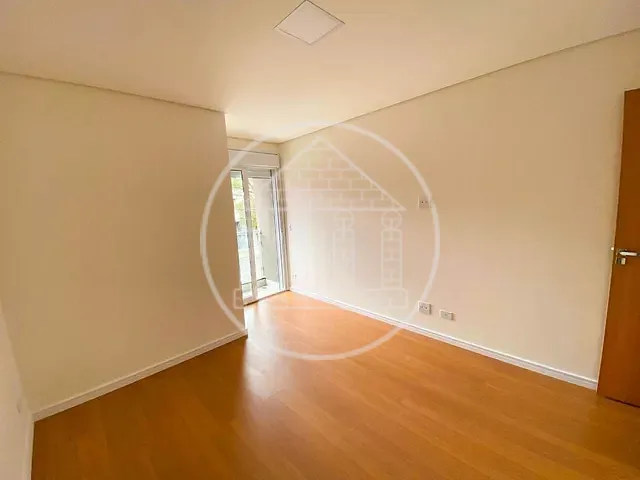 Sobrado com 85m² 3 quartos e 2 banheiros, à venda, no bairro Jardim Santa Cruz (Campo Grande) em São Paulo
