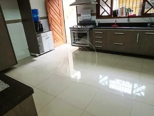 Sobrado com 258m² 3 quartos e 1 banheiro, à venda, no bairro Jardim República em São Paulo
