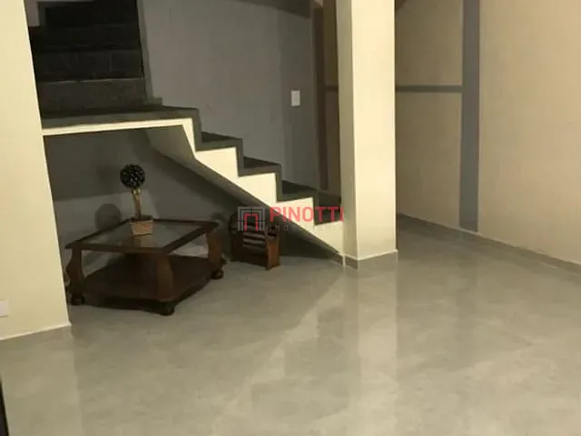 Sobrado 3 quartos e 1 banheiro, à venda, no bairro Jardim Las Vegas em Santo André