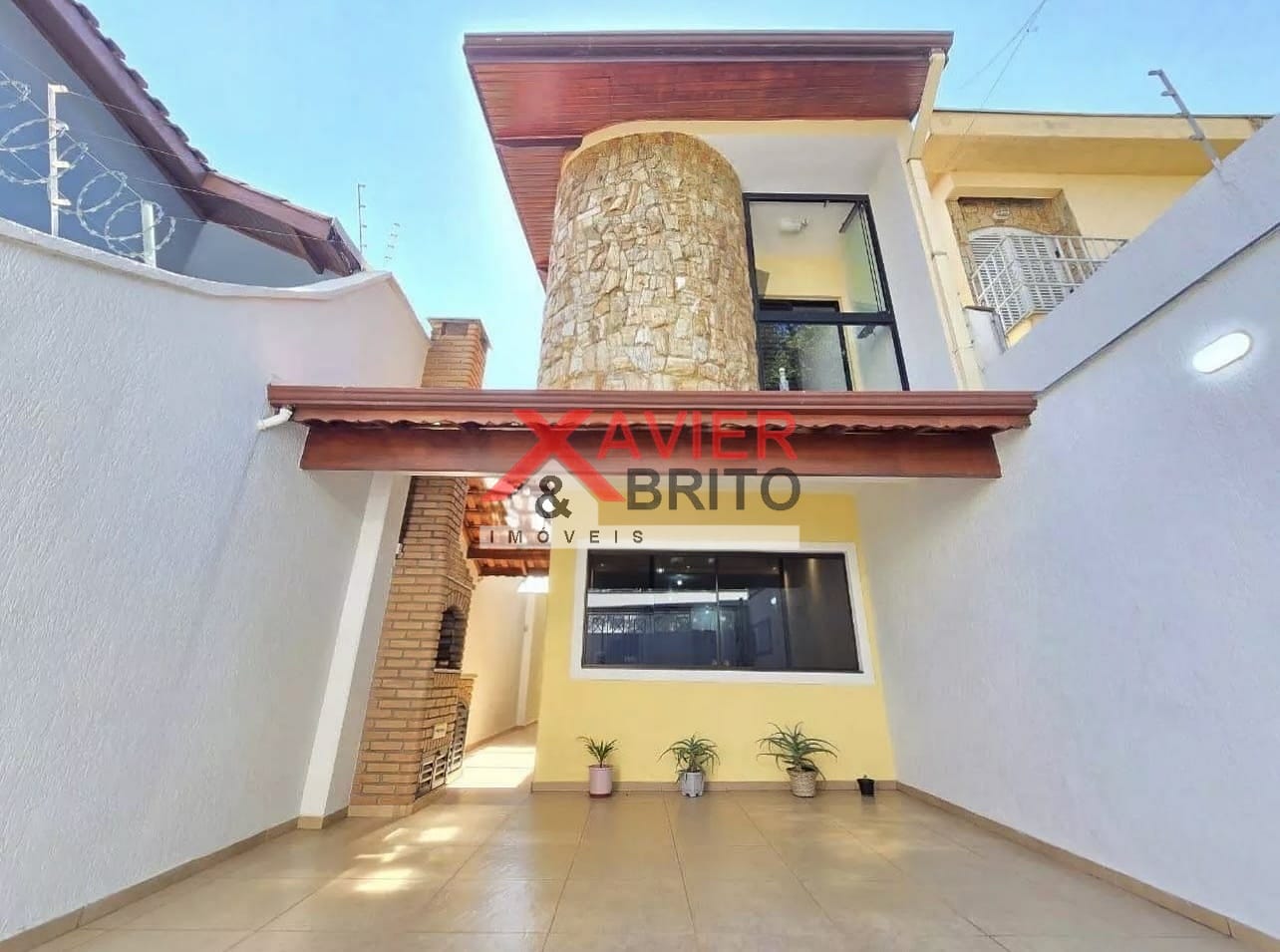 Sobrado, 3 quartos, 240 m² - Foto 1