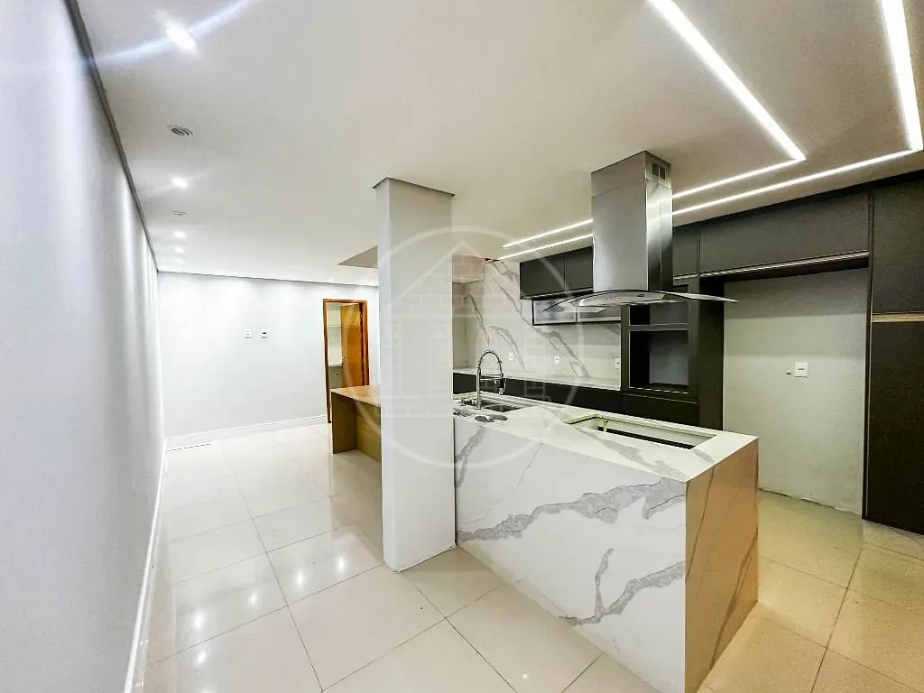 Sobrado, 3 quartos, 319 m² - Foto 7