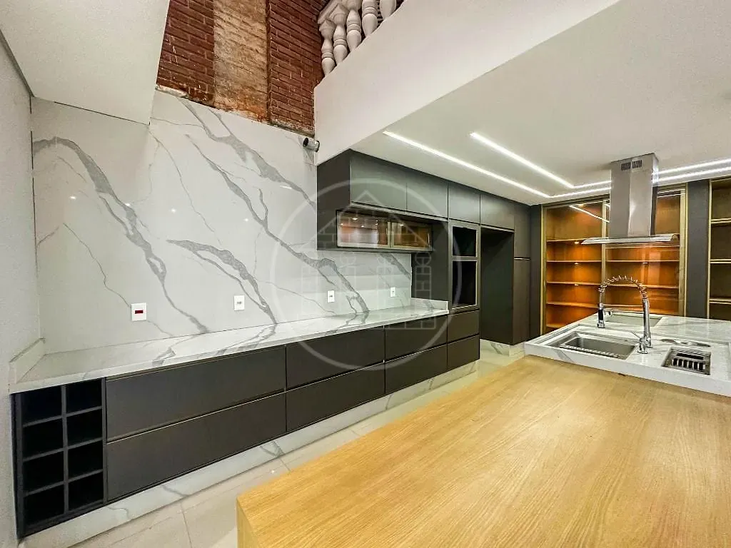 Sobrado, 3 quartos, 319 m² - Foto 17