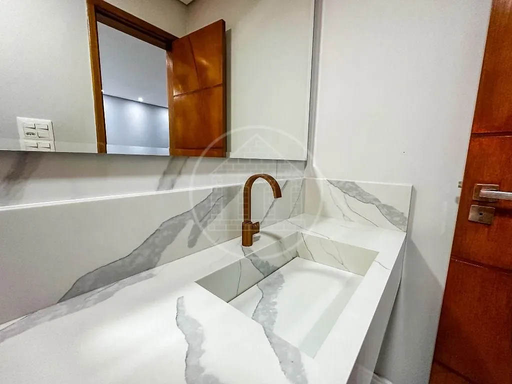 Sobrado, 3 quartos, 319 m² - Foto 14