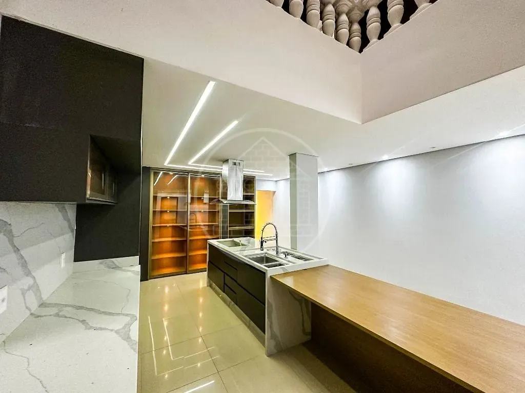 Sobrado, 3 quartos, 319 m² - Foto 19
