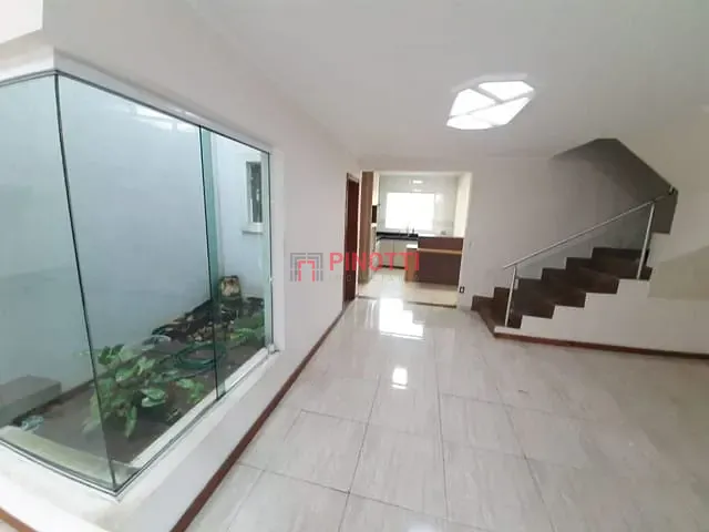 Sobrado 3 quartos e 4 banheiros, à venda, no bairro Nova Petrópolis em São Bernardo do Campo