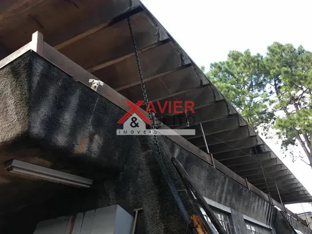 Sobrado com 1500m² 7 quartos e 6 banheiros, para alugar, no bairro Vila Carmosina em São Paulo
