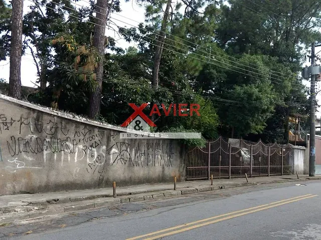 Sobrado com 1500m² 7 quartos e 6 banheiros, para alugar, no bairro Vila Carmosina em São Paulo