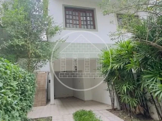 Sobrado com 127m² 2 quartos e 3 banheiros, à venda, no bairro Jardim Lar São Paulo em São Paulo