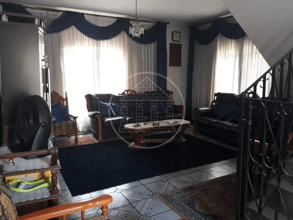 Sobrado, 4 quartos, 380 m² - Foto 1