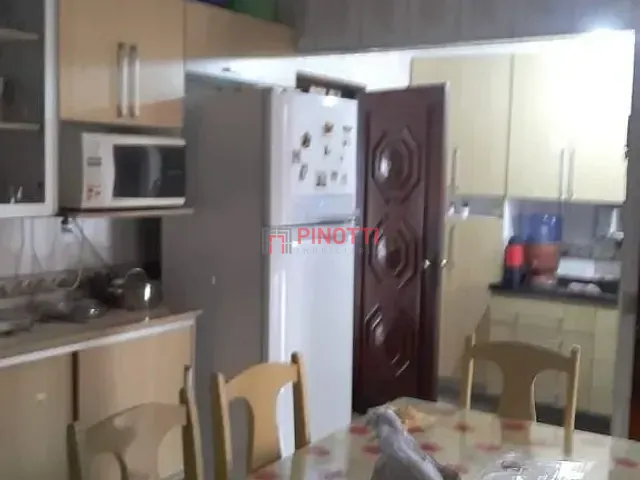 Sobrado 5 quartos e 3 banheiros, à venda, no bairro Ferrazópolis em São Bernardo do Campo