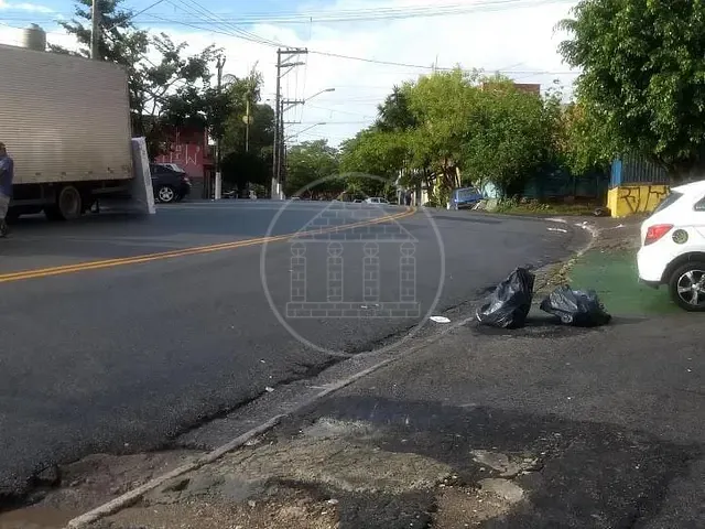 Sobrado com 299m² 2 quartos e 3 banheiros, à venda, no bairro Conjunto Habitacional Brigadeiro Faria Lima em São Paulo