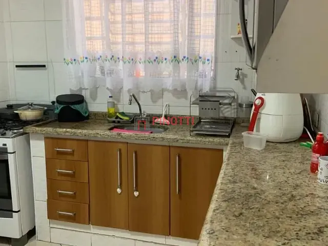 Sobrado 3 quartos e 2 banheiros, à venda, no bairro Nova Petrópolis em São Bernardo do Campo