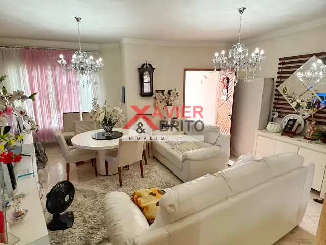 Sobrado 3 quartos e 3 banheiros, à venda, no bairro Jardim Brasília (Zona Leste) em São Paulo