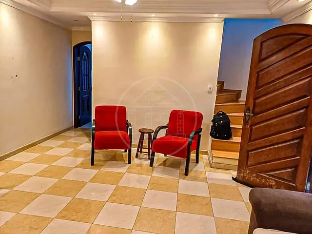 Sobrado com 160m² 3 quartos e 2 banheiros, à venda, no bairro Interlagos em São Paulo