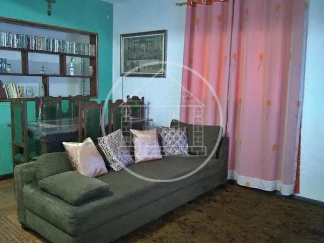 Sobrado com 324m² 6 quartos e 6 banheiros, à venda, no bairro Jardim Maria Luiza em São Paulo