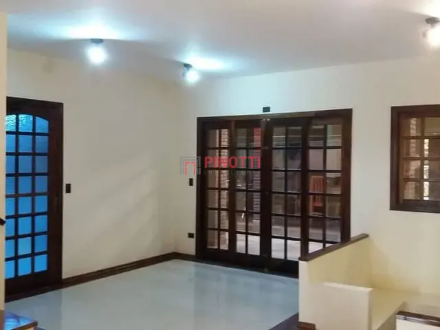 Sobrado 3 quartos e 4 banheiros, à venda, no bairro Nova Petrópolis em São Bernardo do Campo