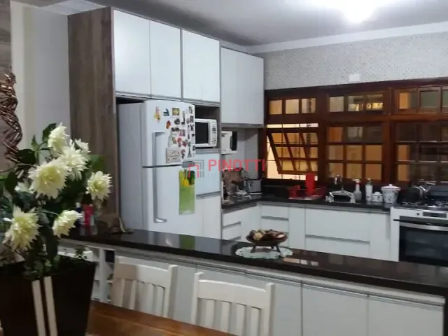 Sobrado 3 quartos e 4 banheiros, à venda, no bairro Nova Petrópolis em São Bernardo do Campo