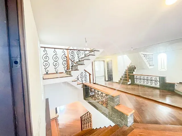 Sobrado com 230m² 3 quartos e 4 banheiros, à venda, no bairro Vila São Paulo em São Paulo
