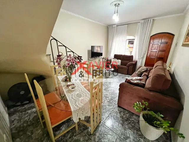 Sobrado 2 quartos e 2 banheiros, à venda, no bairro Jardim Brasília (Zona Leste) em São Paulo