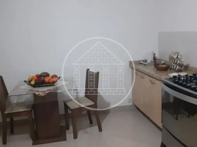 Sobrado com 125m² 3 quartos e 2 banheiros, à venda, no bairro Jardim Beatriz em São Paulo