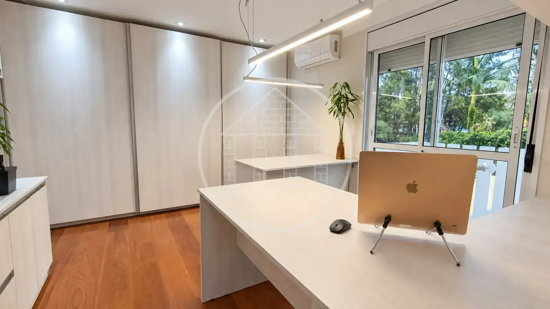Sobrado, 4 quartos, 280 m² - Foto 2