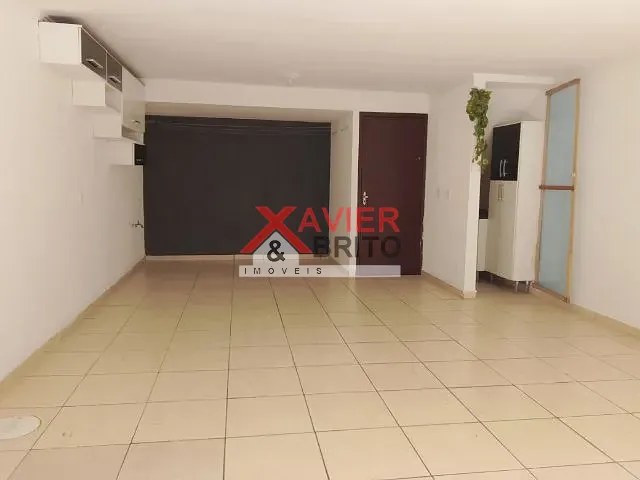 Sobrado com 120m² 3 quartos e 3 banheiros, à venda ou para alugar, no bairro Vila Carmosina em São Paulo