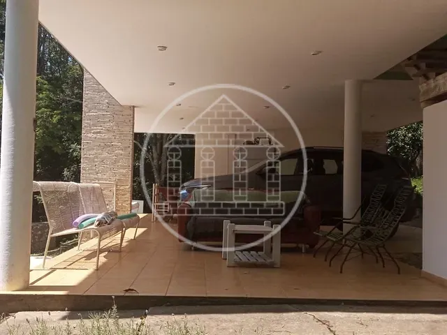 Sobrado com 1560m² 3 quartos e 3 banheiros, à venda, no bairro Lagoa Grande em Embu-Guaçu