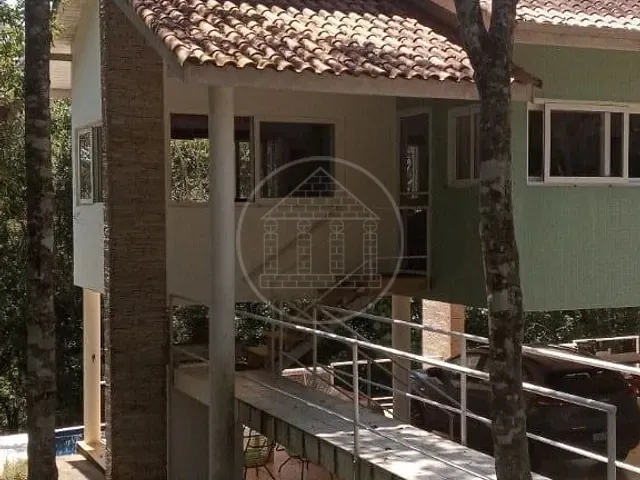 Sobrado com 1560m² 3 quartos e 3 banheiros, à venda, no bairro Lagoa Grande em Embu-Guaçu